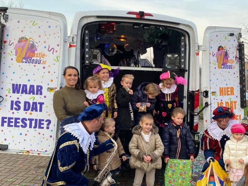 Sinterklaas en Pieten Party huren