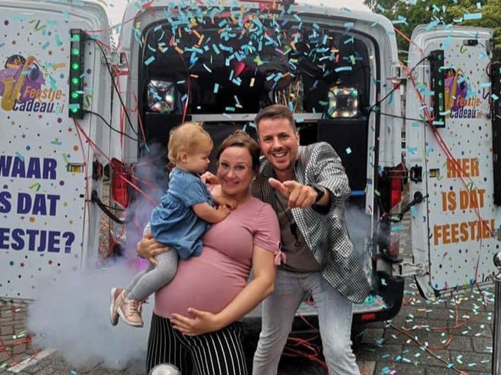 Discobus met Feestje cadeau uit Leusden