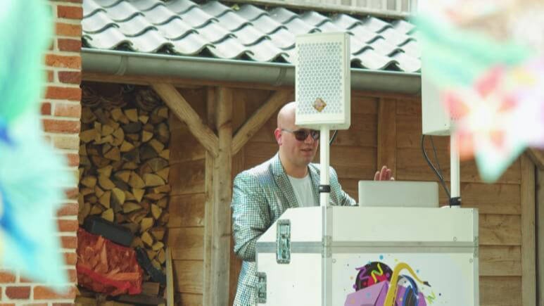 doe het zelf feestje in de tuin of sportkantine