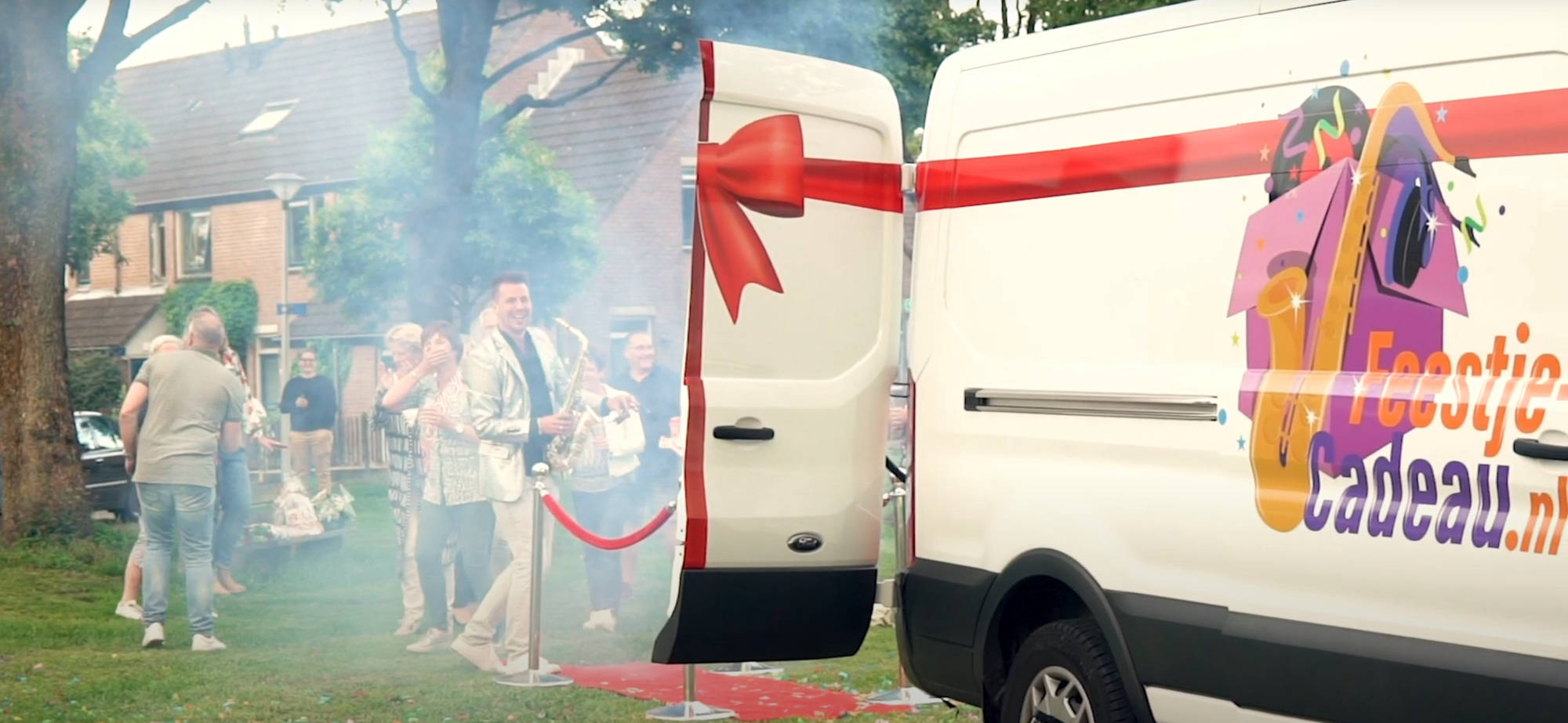 saxofonist in de disco bus