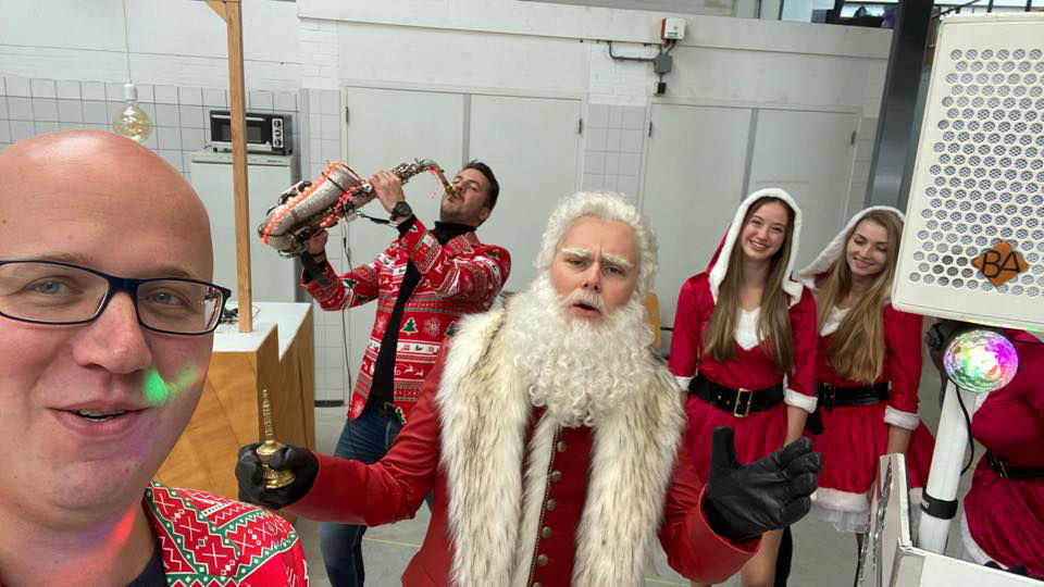 Team foto Kerst Drive in show 